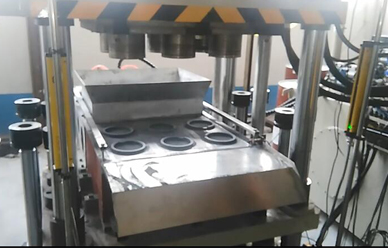 120噸(dun)四柱四(si)梁粉末(mò)伺服成(chéng)型液壓(yā)機