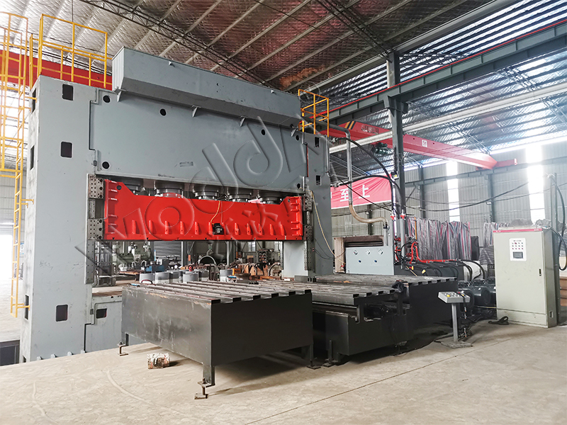 2000噸波紋闆液壓機 2000噸波紋闆液壓機