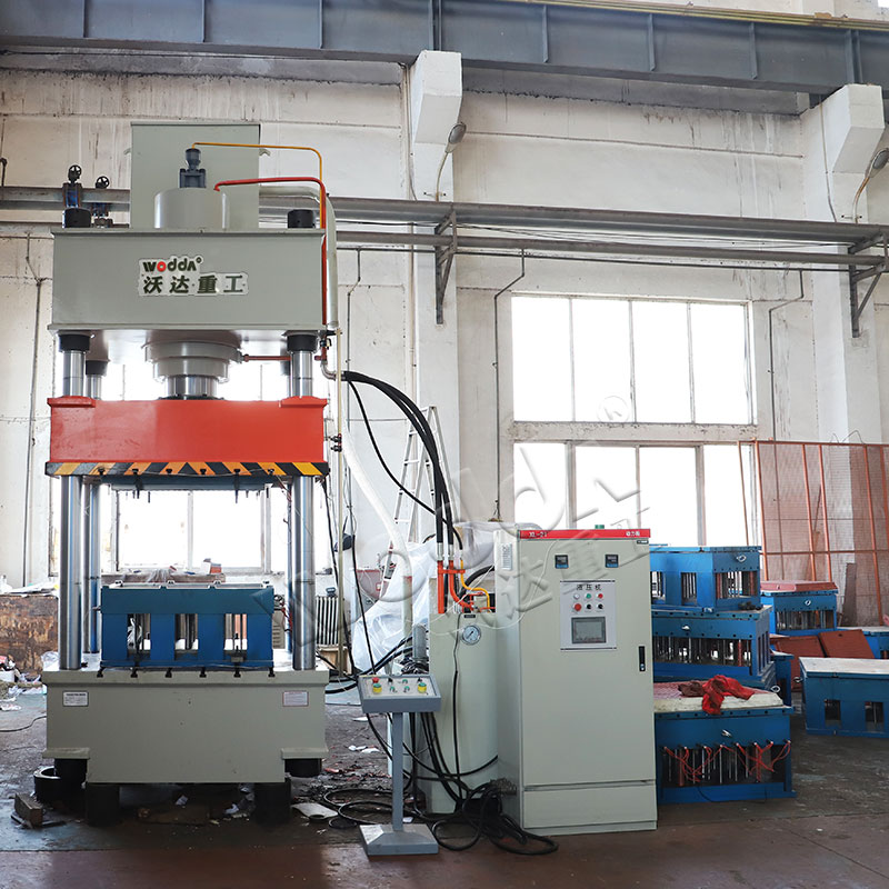 無機複合電纜溝蓋闆生産設備 無機複合電纜溝蓋闆生産設備