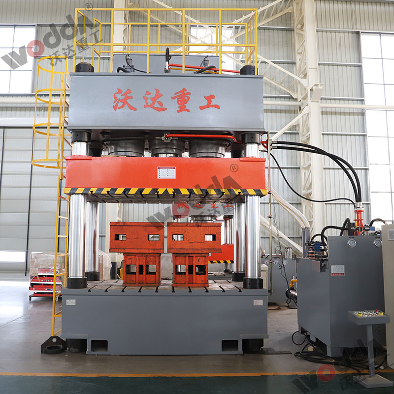 1000噸四柱液壓機 1000噸四柱液壓機