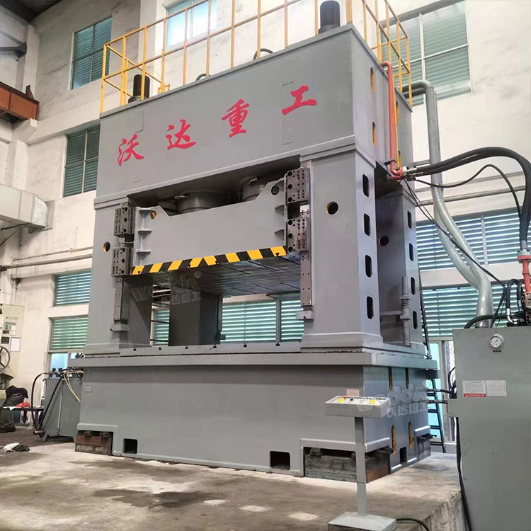 2000噸框架式液壓機 2000噸框架式液壓機