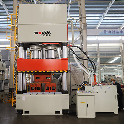 1000噸(dūn)雙缸四(sì)柱液壓(yā)機_1000T液壓(ya)機