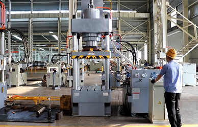 315噸三梁四柱(zhu)液壓機（800x800mm）